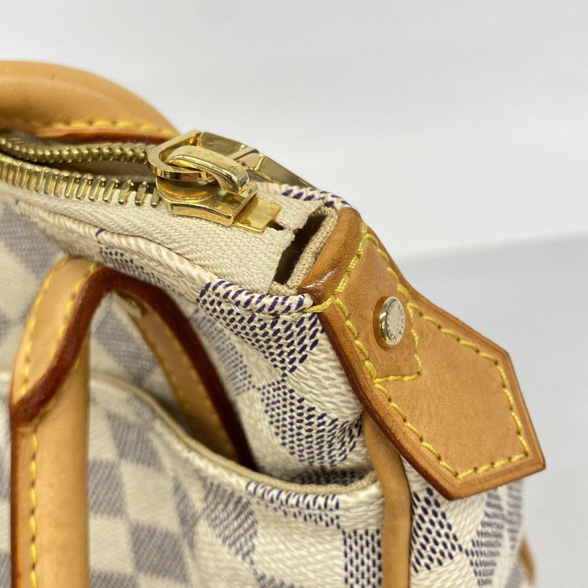 Louis Vuitton Shoulder Bag Damier Azur Figheri PM White — view 7