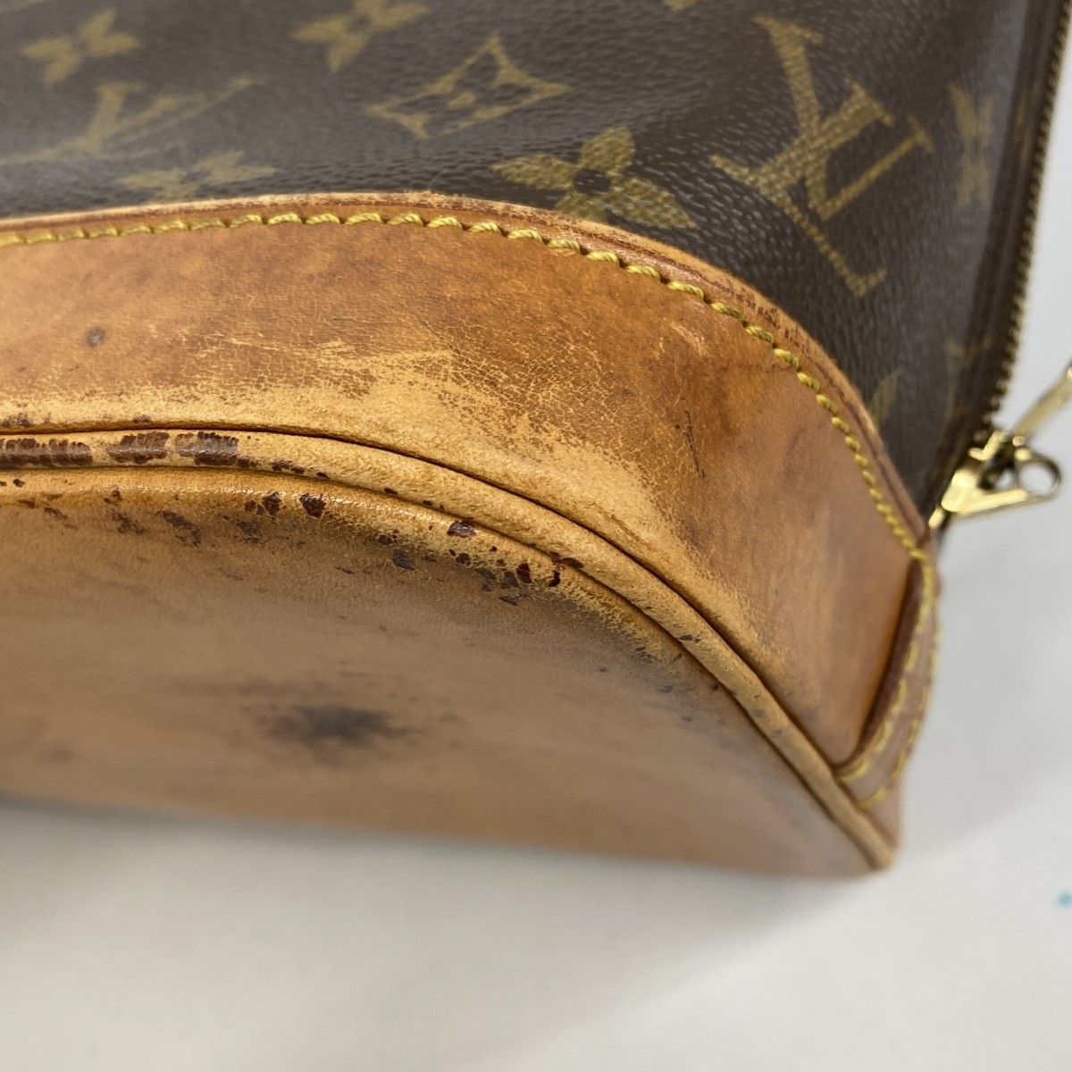 Louis Vuitton Handbag Monogram Alma Brown — view 7