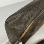 Louis Vuitton Clutch Monogram Marly Dragonne GM Brown — view 9