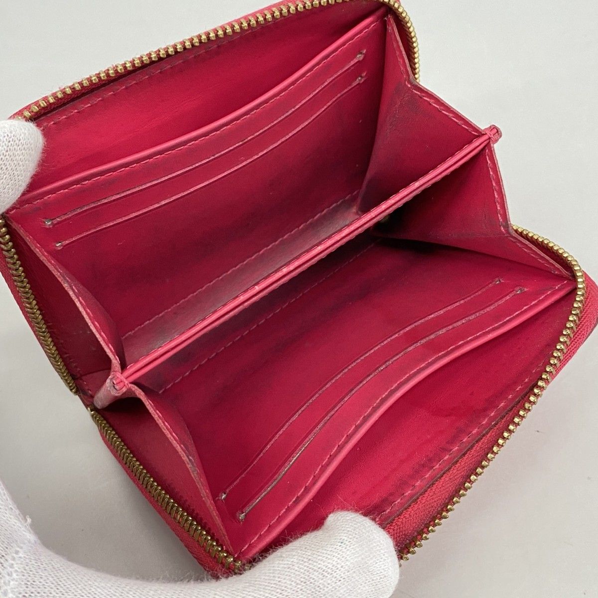 Louis Vuitton Coin Case Vernis Zippy Purse Rose Pop — view 3