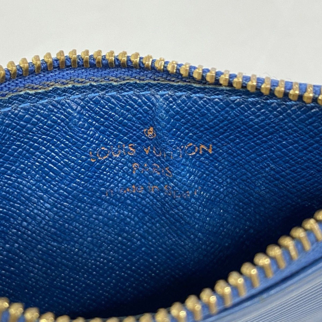 Louis Vuitton Coin Case Epi Pochette Cles Toledo Blue — view 4