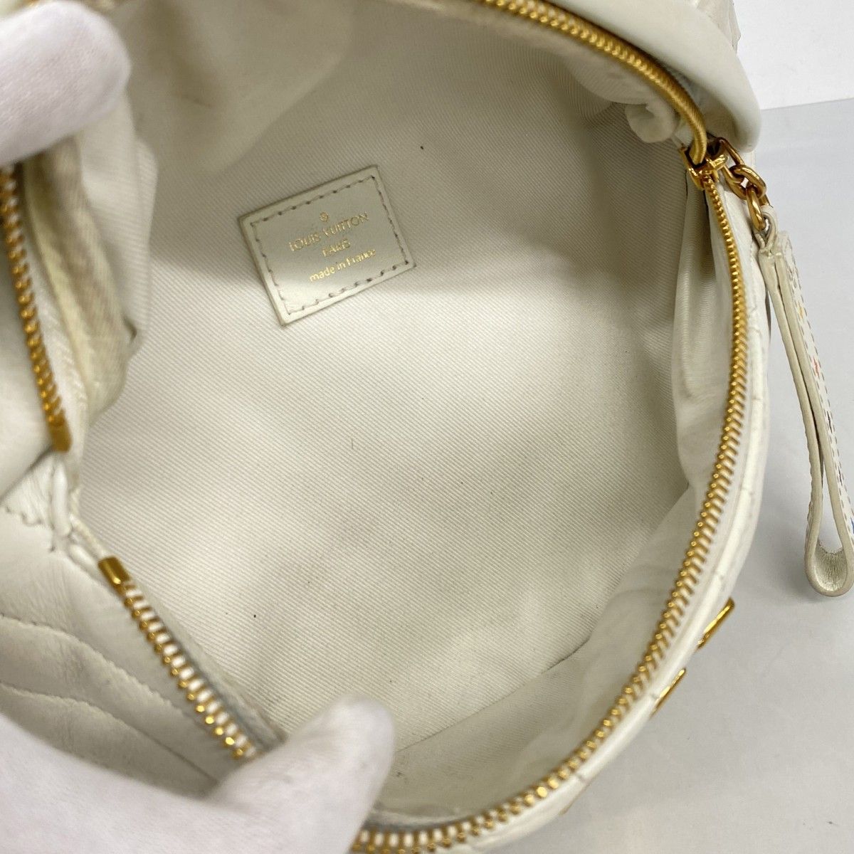 Louis Vuitton Waist Bag New Wave White — view 4