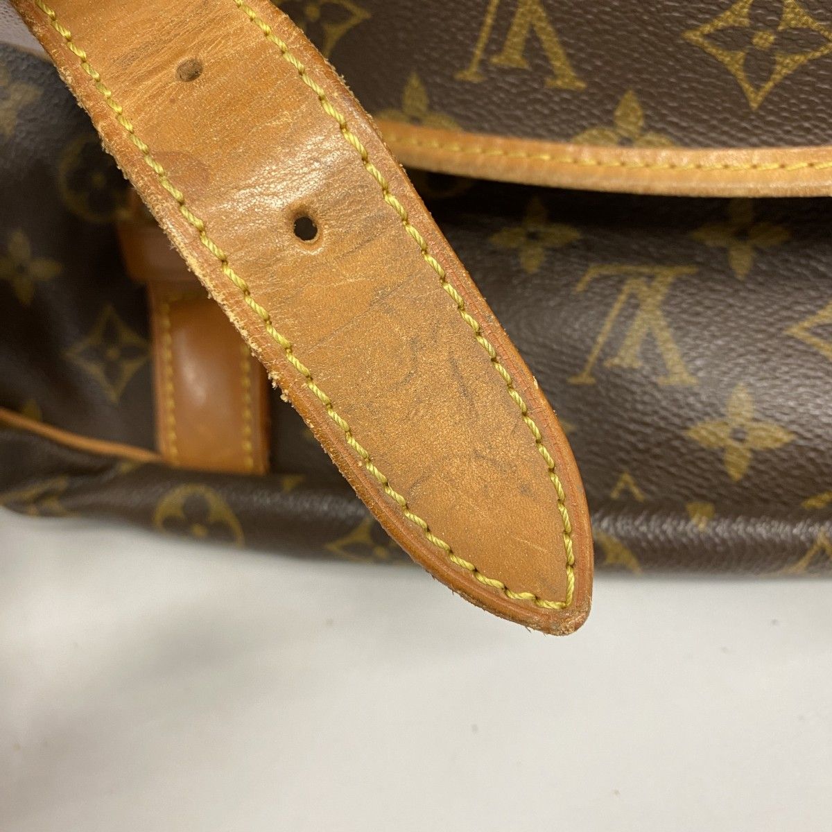 Louis Vuitton Shoulder Bag Monogram Saumur 43 Brown — view 9