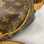 Louis Vuitton Shoulder Bag Monogram Saumur 43 Brown — view 6