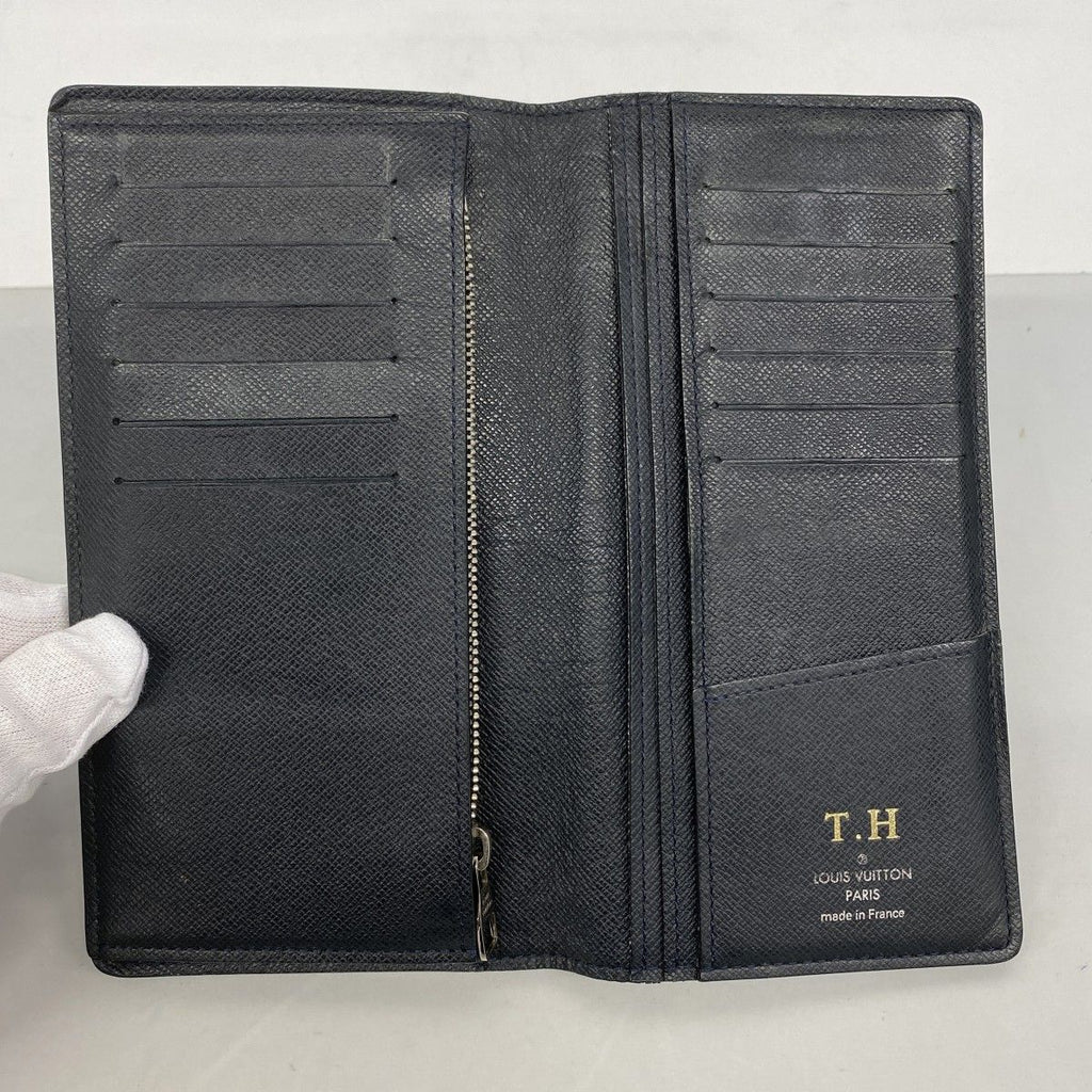 Louis Vuitton Wallet Taiga Portefeuille Brazza Boreal — view 3