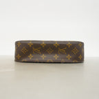 Louis Vuitton Shoulder Bag Monogram Saint Cloud GM Brown — view 3