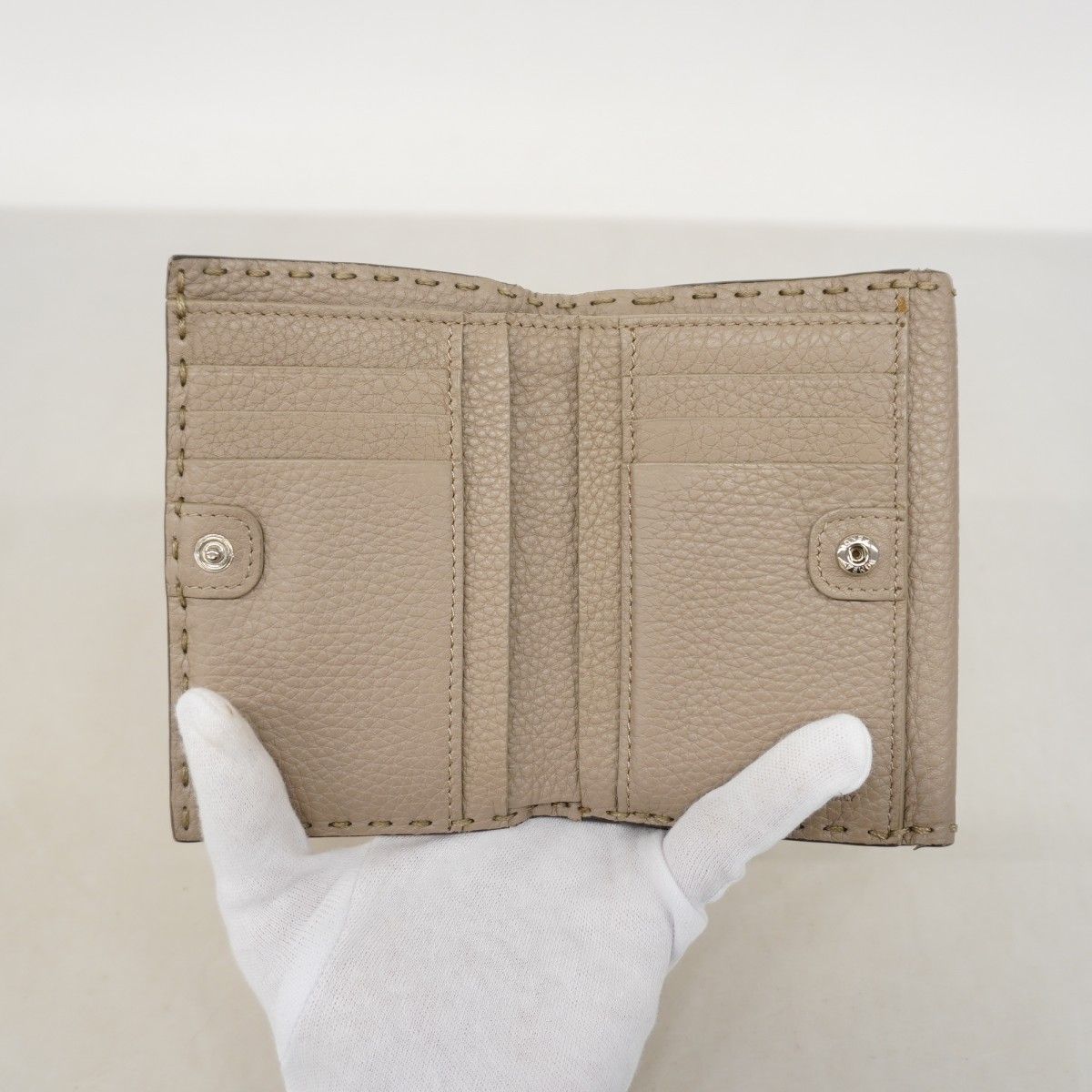 Fendi Trifold Walleteria Sell Leather Gray Ju Silver Wallet — view 3