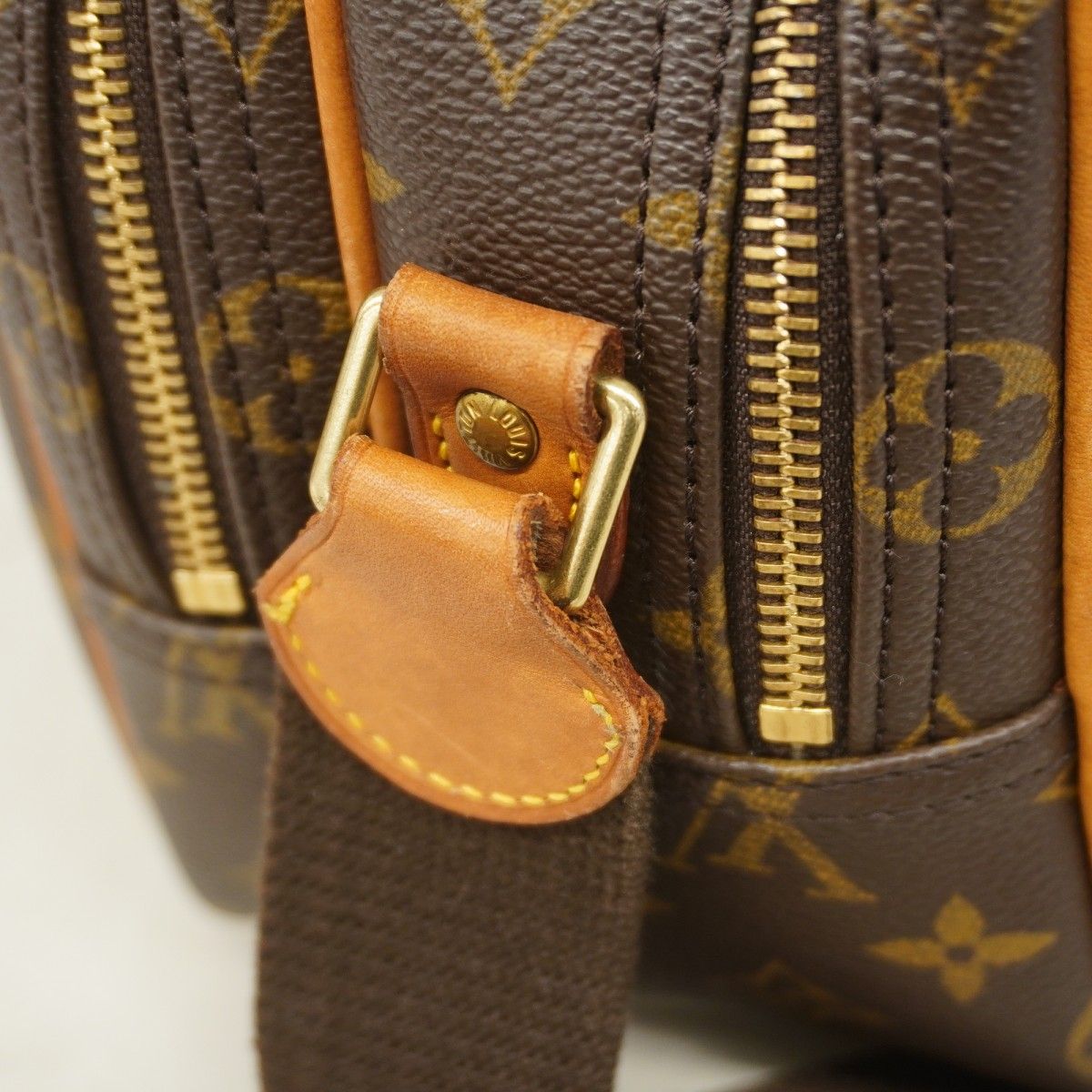 Louis Vuitton Shoulder Bag Monogram Reporter PM Brown — view 8