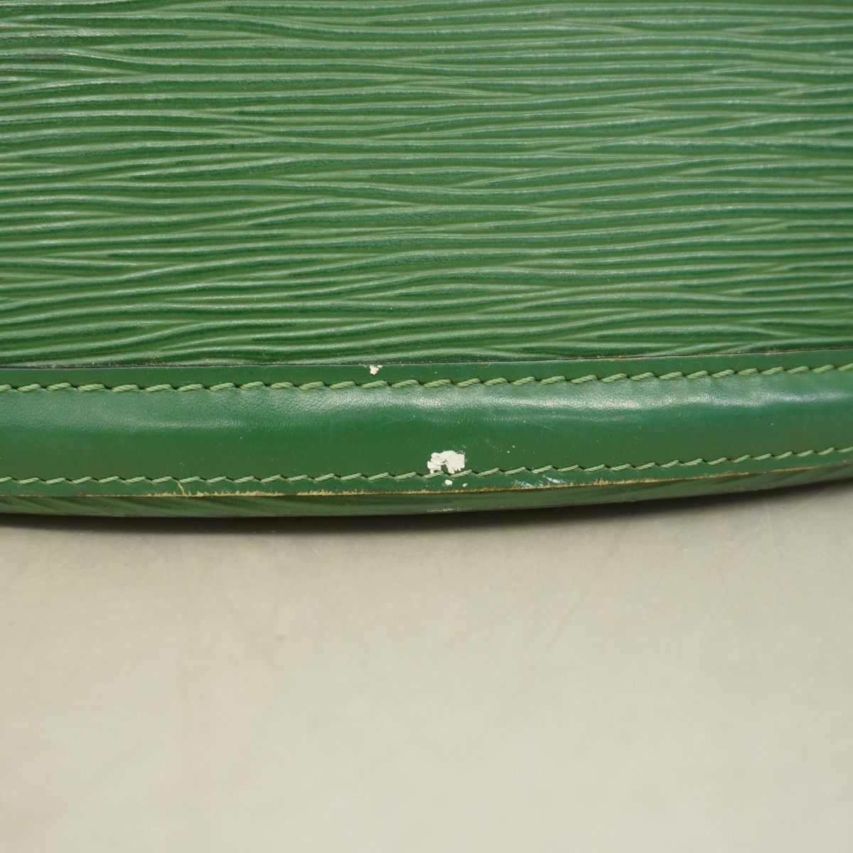 Louis Vuitton Shoulder Bag Epi Saint Jacques Shopping Borneo Green — view 8