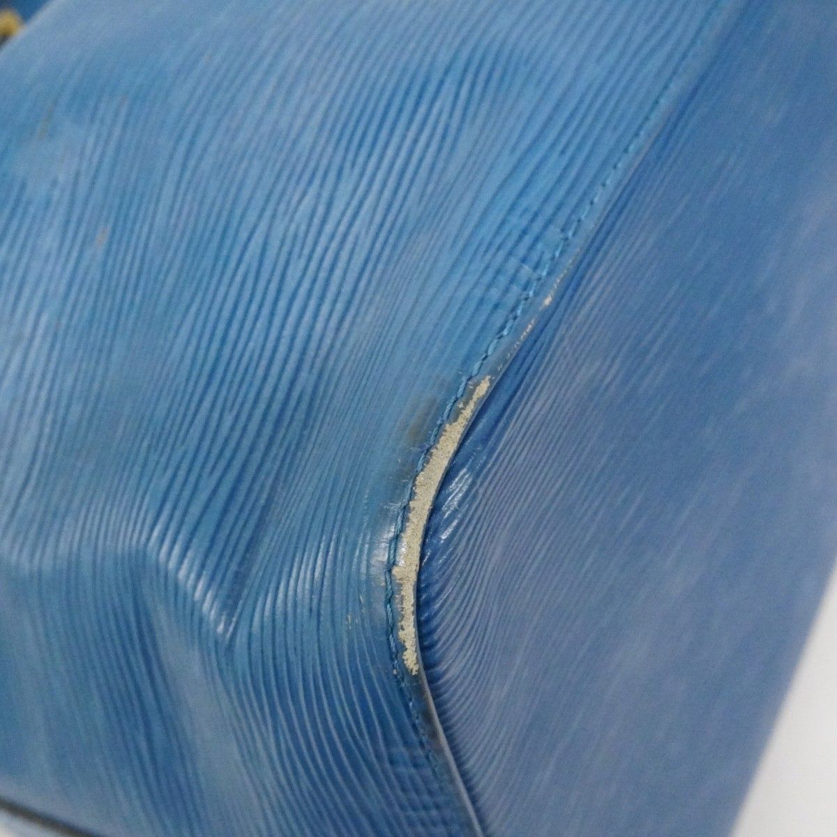 Louis Vuitton Shoulder Bag Epi Petit Noe Toledo Blue — view 6