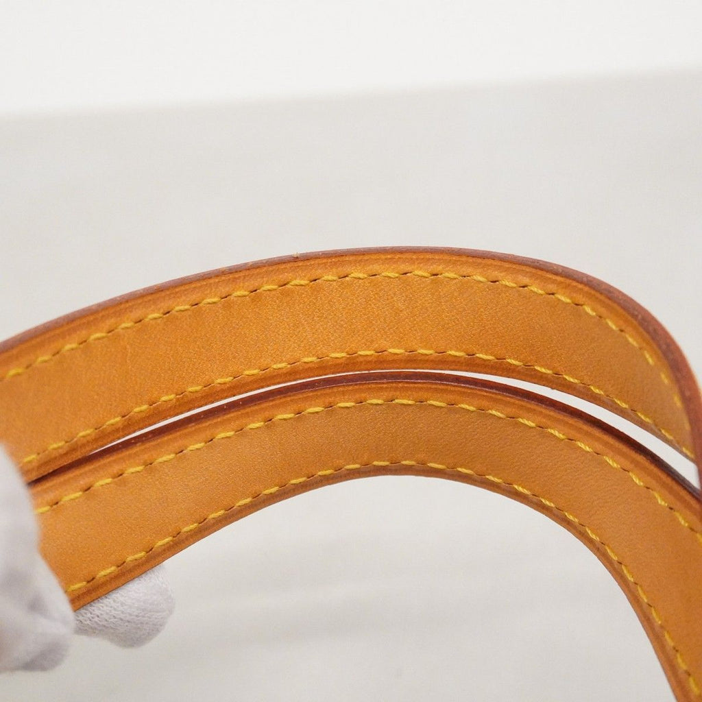 Louis Vuitton Handbag Vernis Reed PM Pomme D'amour — view 9