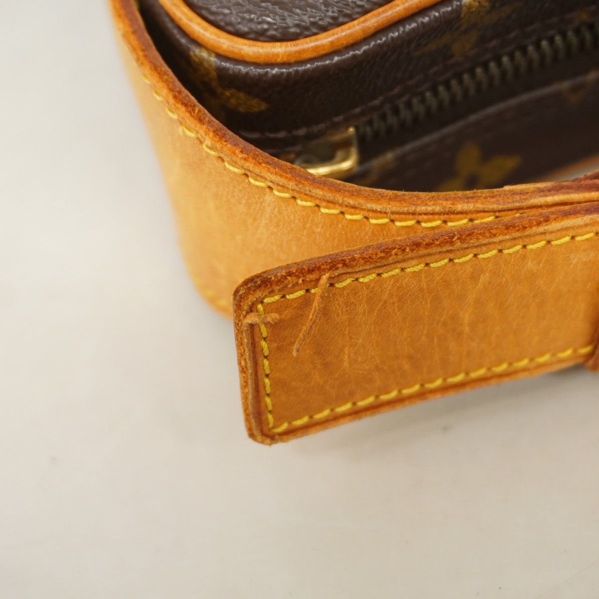 Louis Vuitton Shoulder Bag Monogram Croissant Brown — view 9