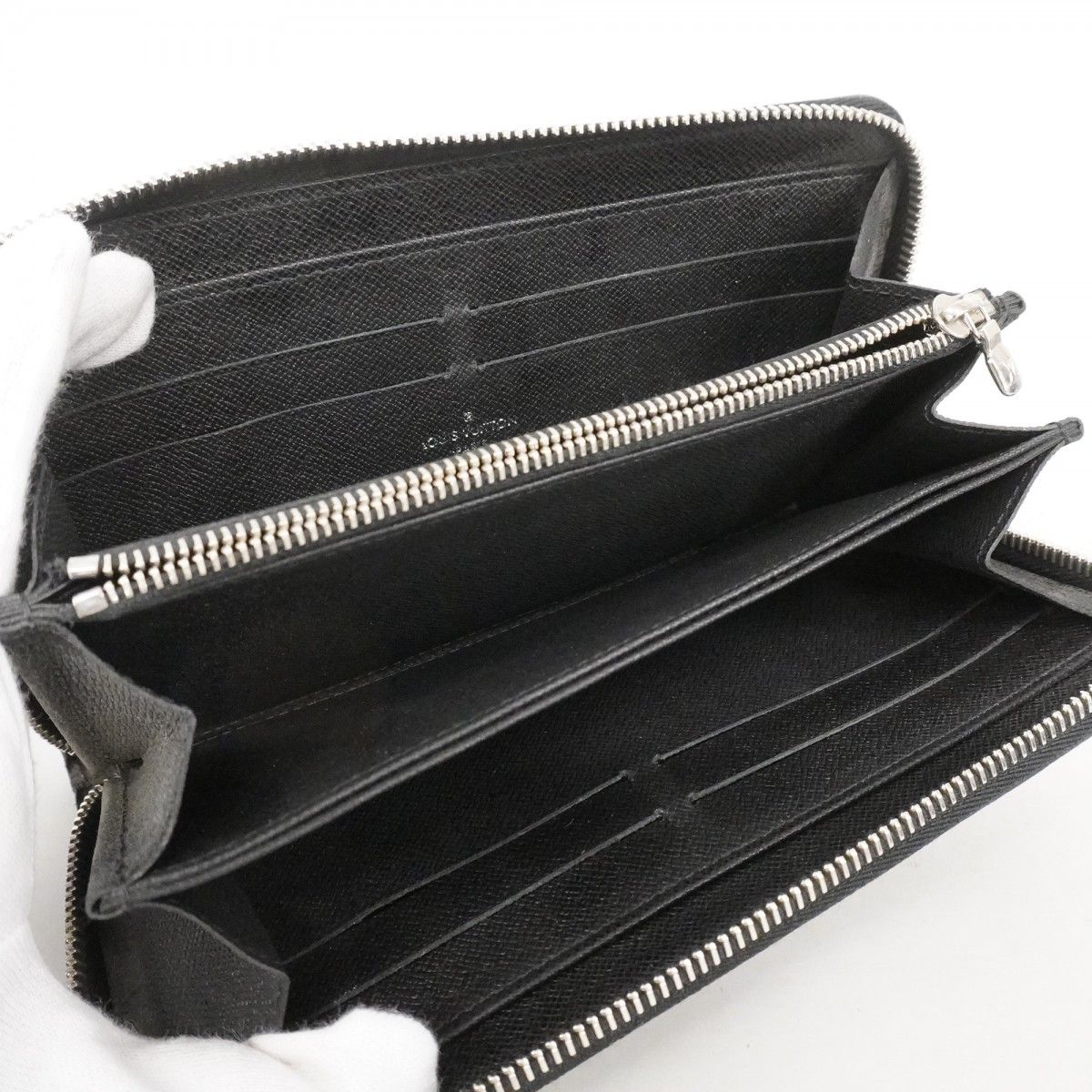 Louis Vuitton Wallet Epi Zippy Noir — view 3
