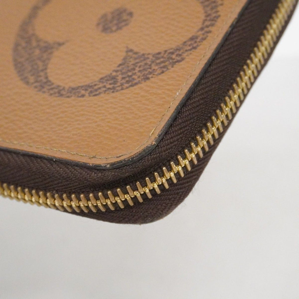 Louis Vuitton Wallet Monogram Giant Reverse Zippy Brown — view 7