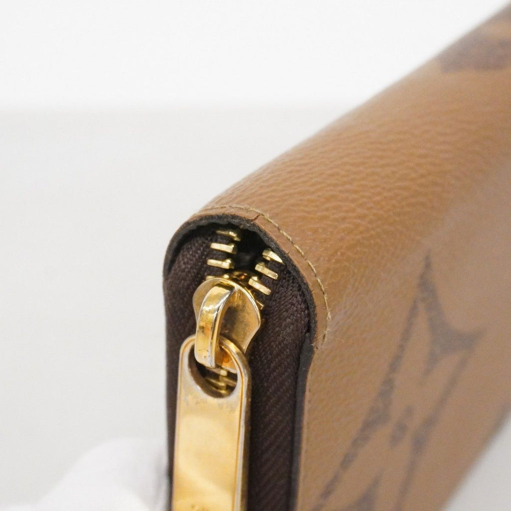 Louis Vuitton Wallet Monogram Giant Reverse Zippy Brown — view 6