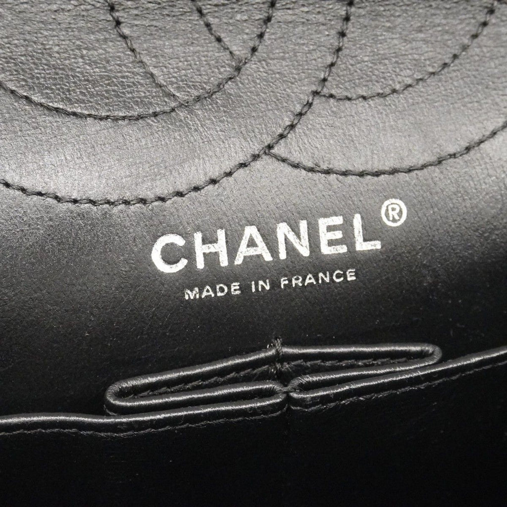 Chanel Shoulder Bag 2.55 Patent Leather Black Silver — view 5
