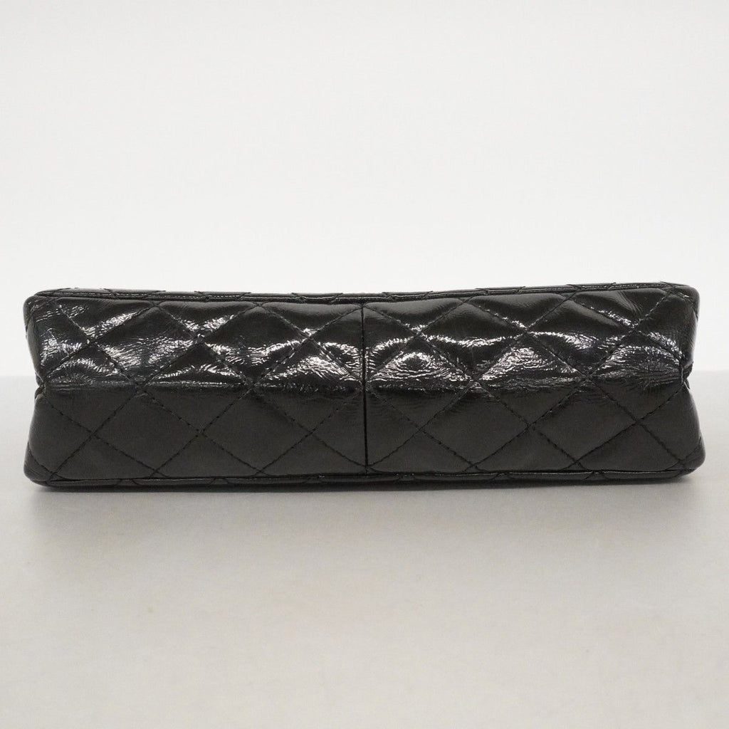 Chanel Shoulder Bag 2.55 Patent Leather Black Silver — view 3
