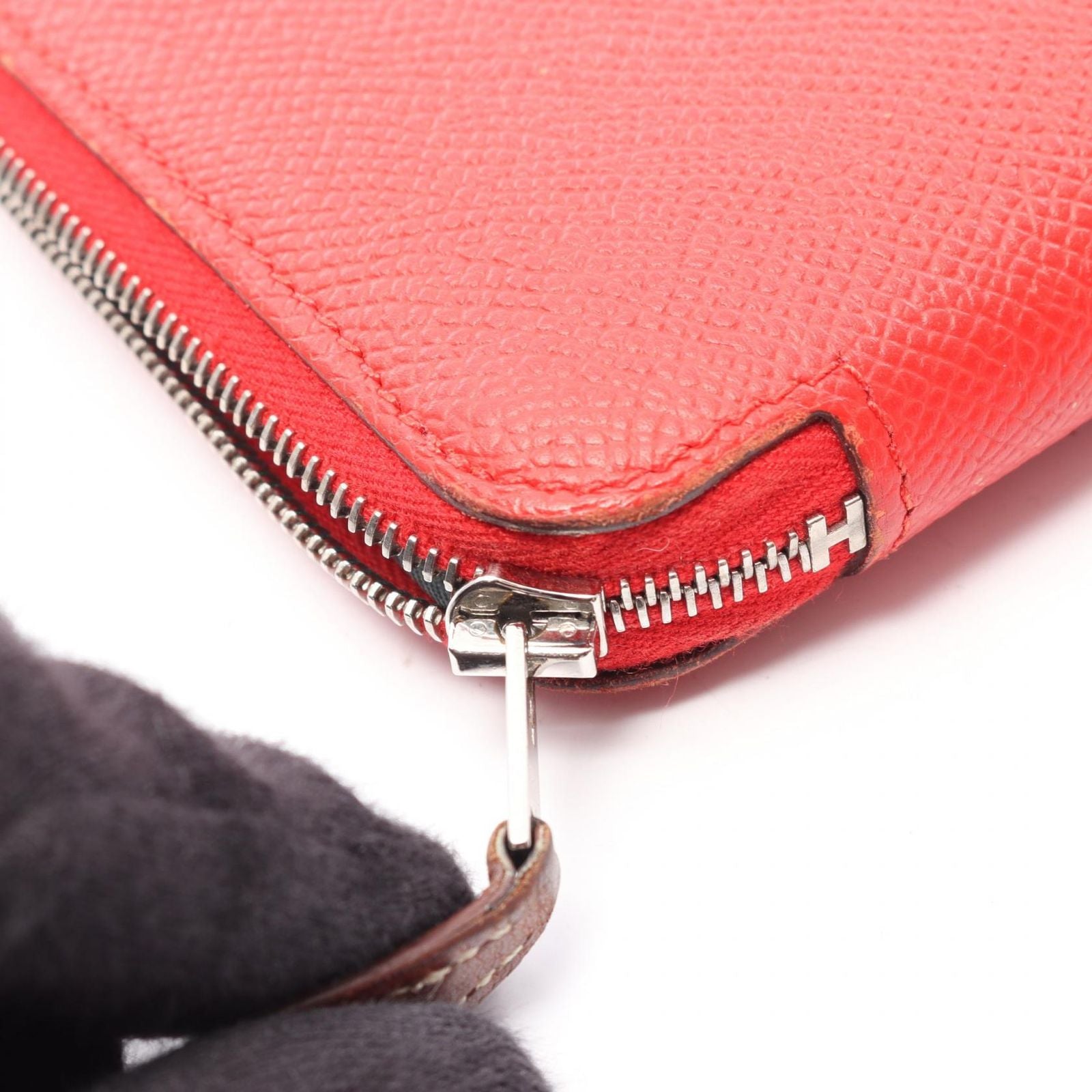 Hermes Round Wallet Azap Long Silk in le Juc Long — view 9