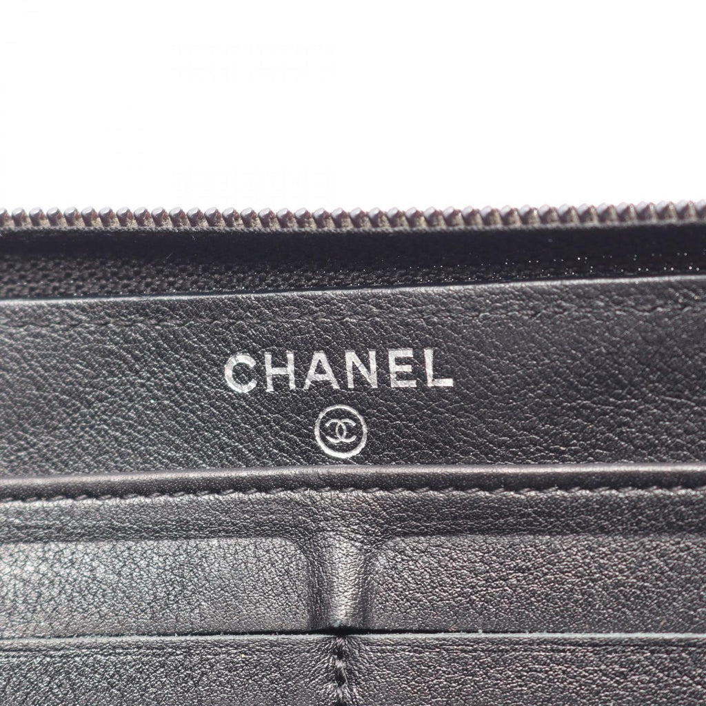 Chanel Round Wallet CC Logo Black Calf CC — view 4