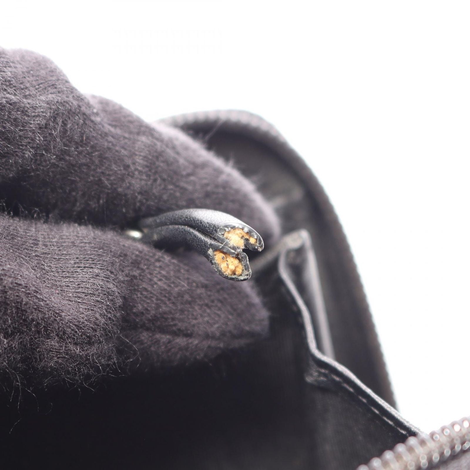 Chanel Round Wallet CC Logo Black Calf CC — view 9