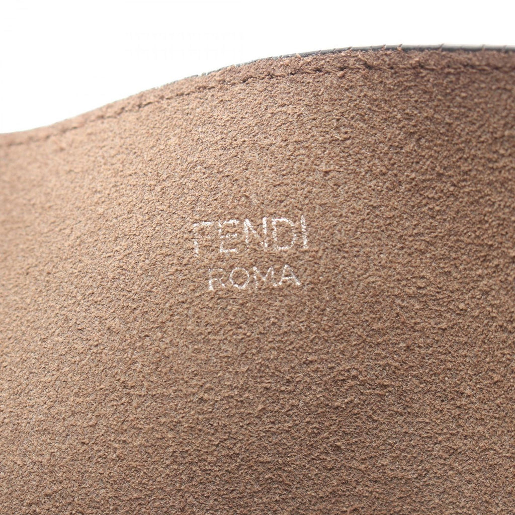Fendi Tote Is Shopping Black Leather — view 4