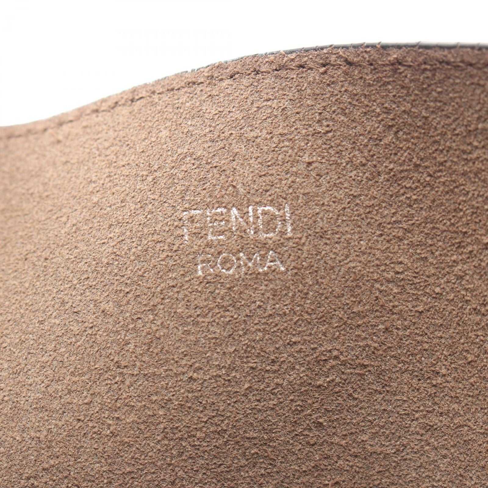 Fendi Tote Is Shopping Black Leather — view 4