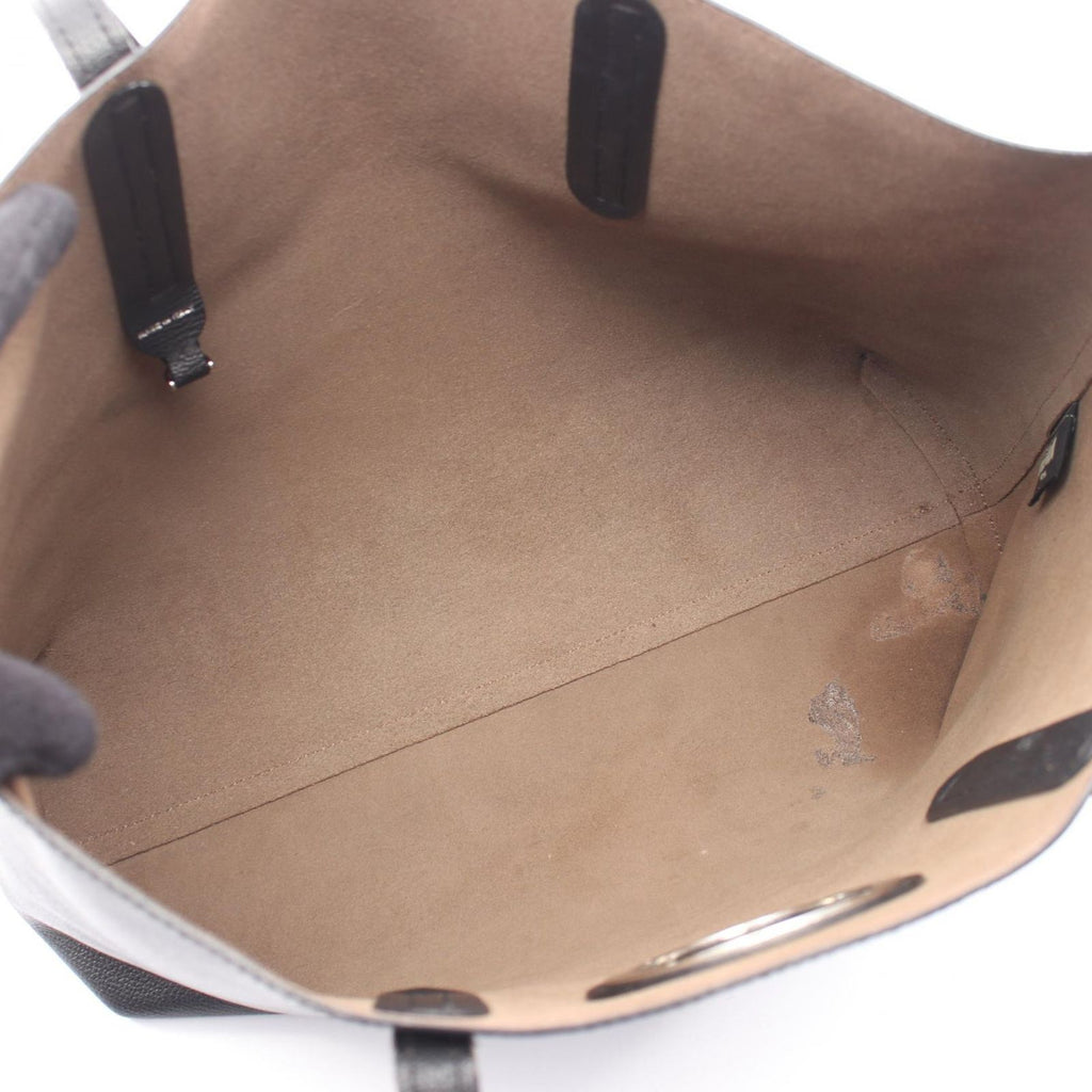 Fendi Tote Is Shopping Black Leather — view 3