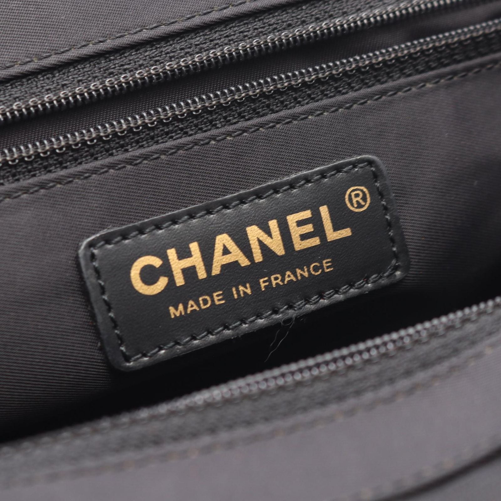 Chanel Tote New Travel Line PM Black Leather New PM — view 4