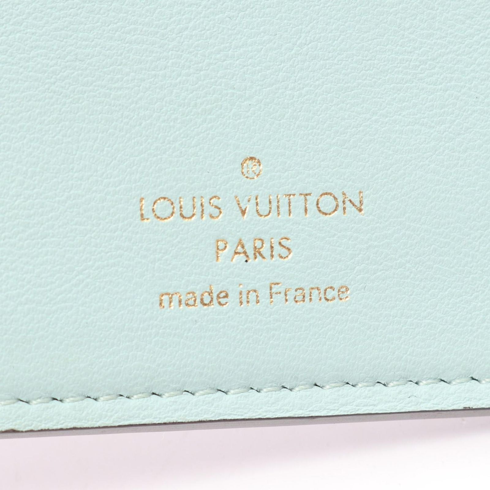 Louis Vuitton Bifold Wallet LV Vertical Leather — view 5