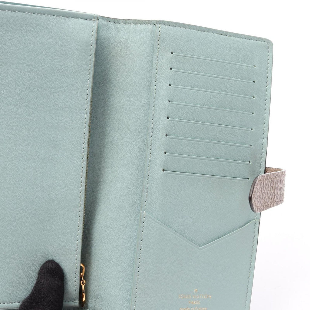 Louis Vuitton Bifold Wallet LV Vertical Leather — view 9