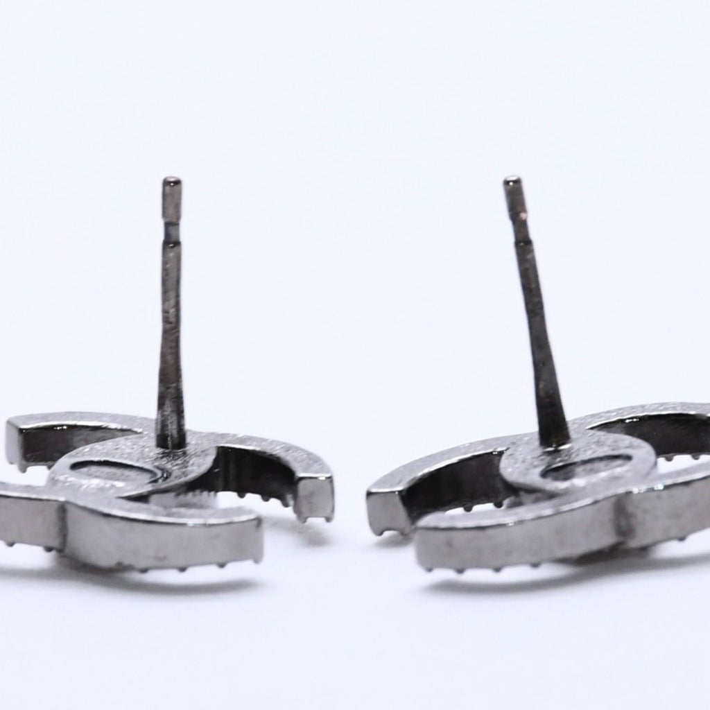 Chanel CC Logo Earrings 21 Rhinestone Metal Gunmetal Clear — view 7