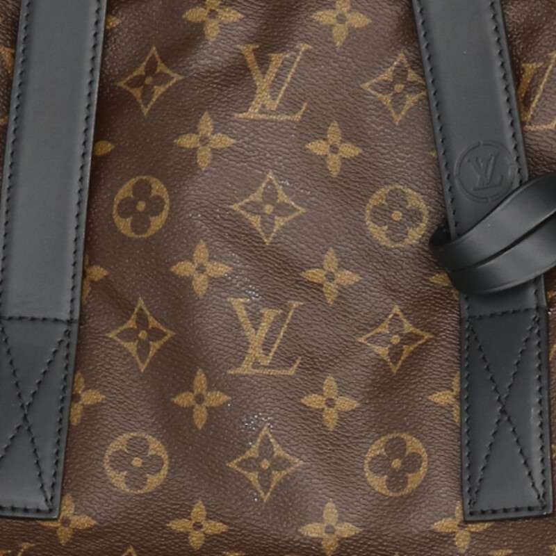 Louis Vuitton Fragment Tote — view 5