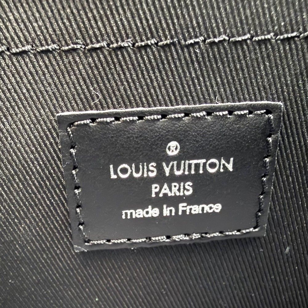Louis Vuitton Shoulder Bag Pulse Messenger Crossbody Monogram Canvas Khaki — view 5