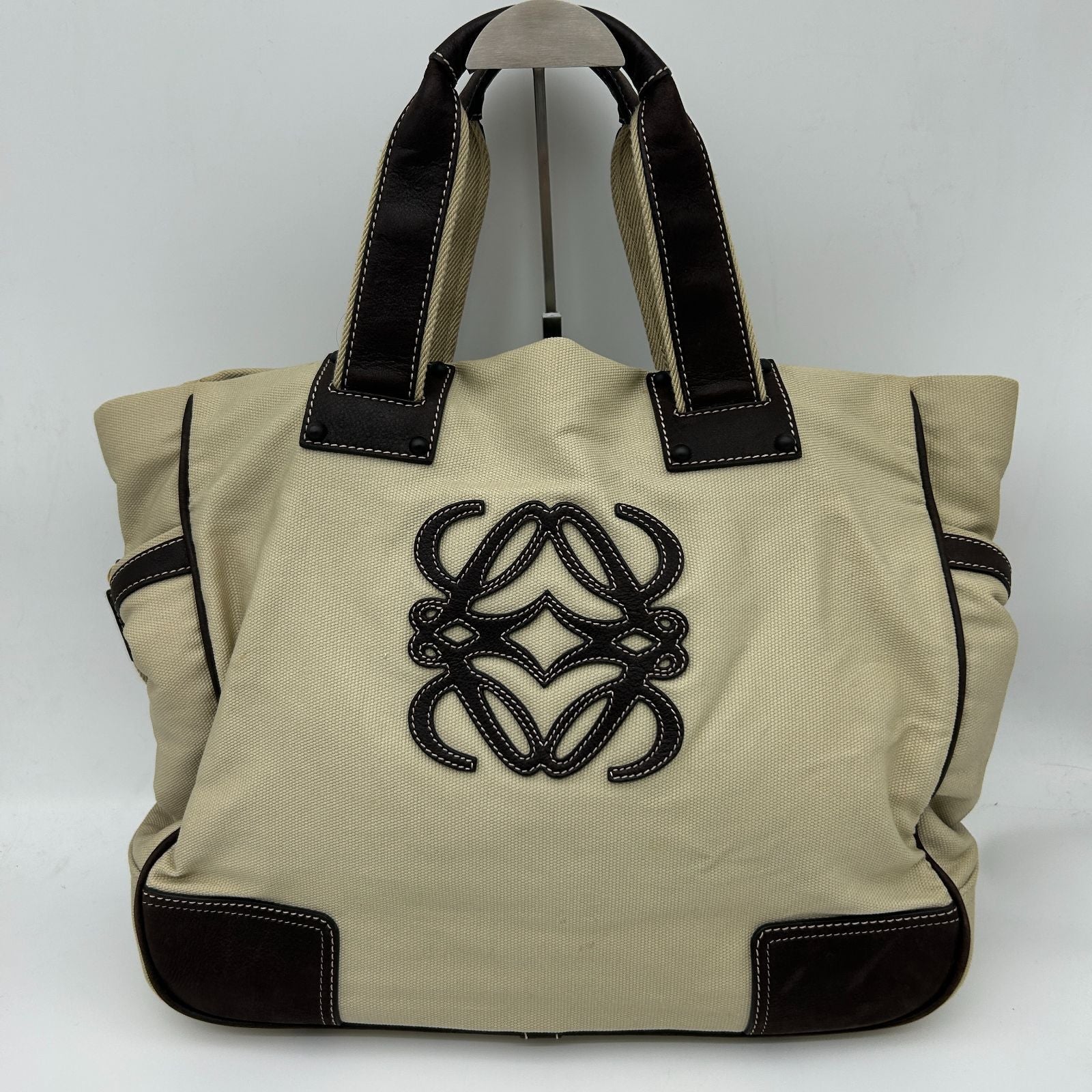 Loewe Anagram 2-Way Bolso Shopper Shoulder — view 2