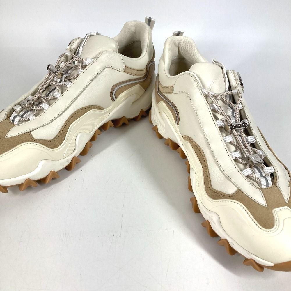 Louis Vuitton Sneakers LV Logo Shoes Leather Beige — view 3
