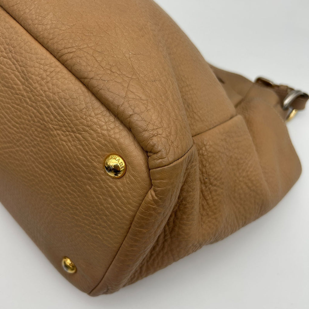 Prada Shoulder Bag Leather Beige — view 7