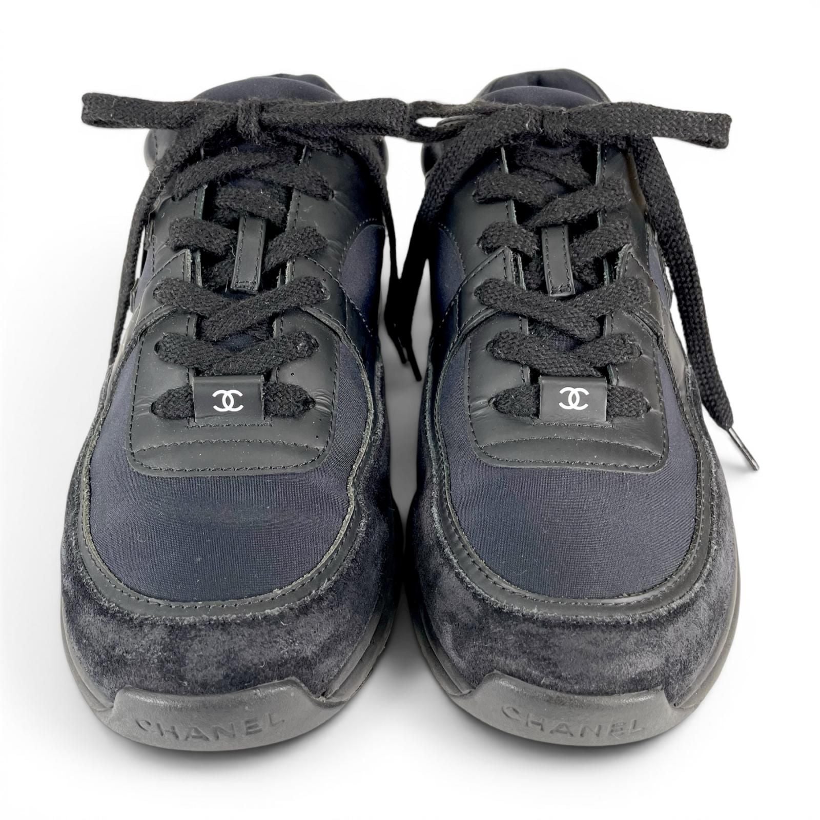 Chanel Suede Leather with CC Logo Low Cut Sneakers Black — view 2