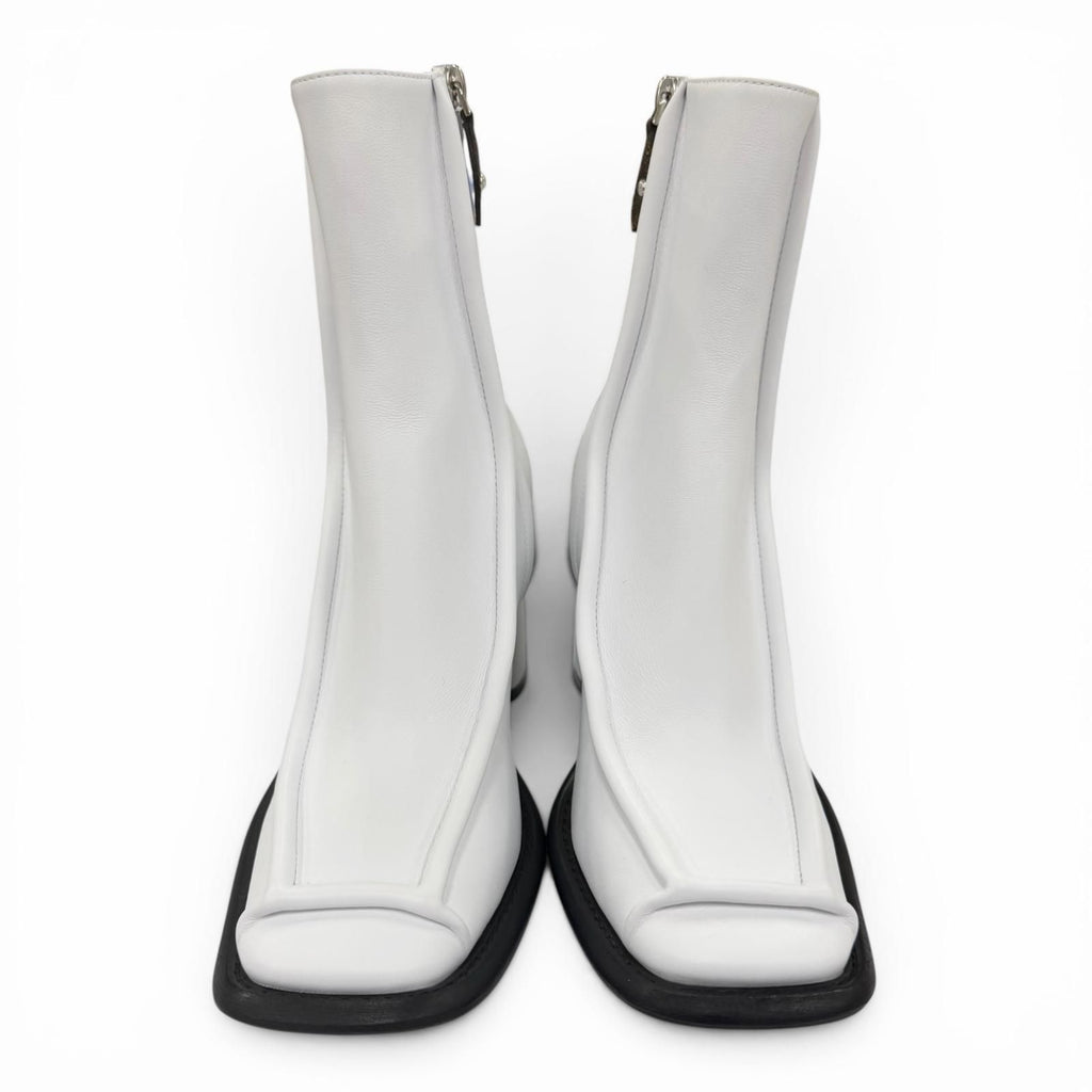 Louis Vuitton Line Leather Ankle Boots White — view 4