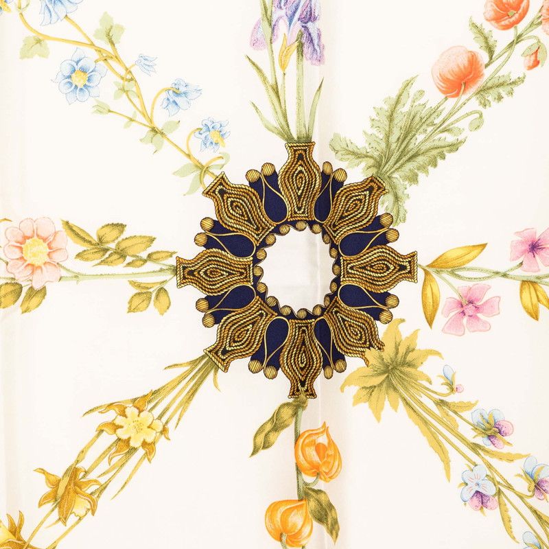 Hermes Carre 90 Arabesques Scarf White Multicolor Silk — view 2