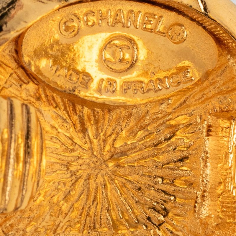 Chanel CC Logo Vintage Earrings Gold Plated — view 3