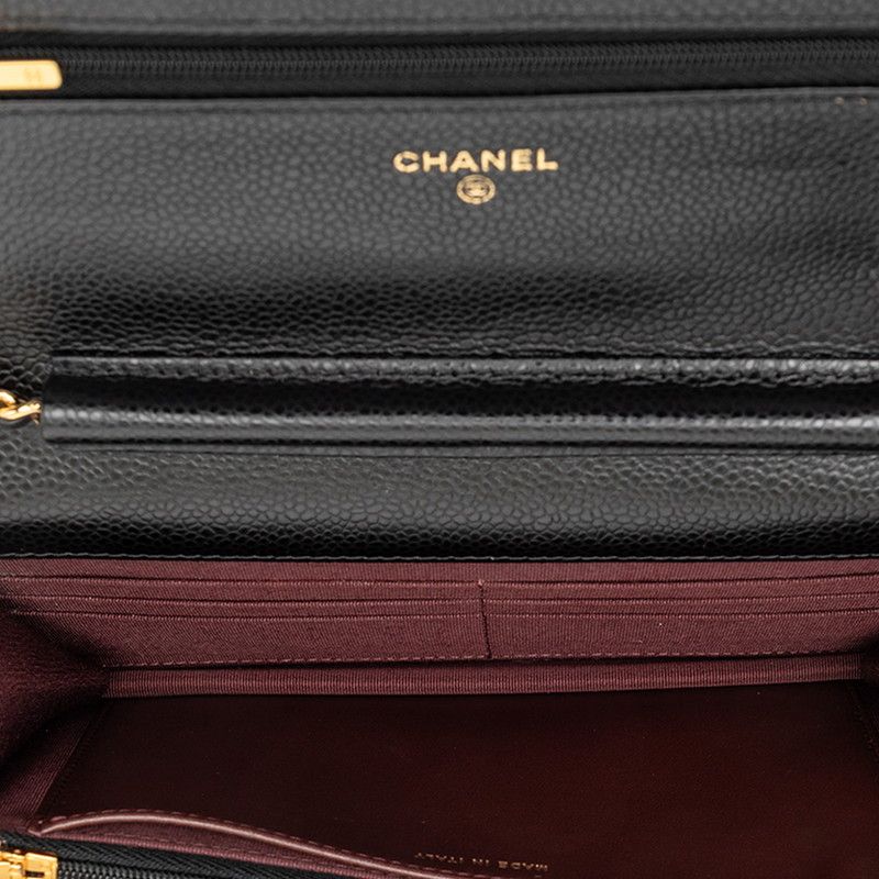 Chanel Quilted CC Logo Chain Wallet Shoulder Bag Black Gold Caviar Leather — view 4
