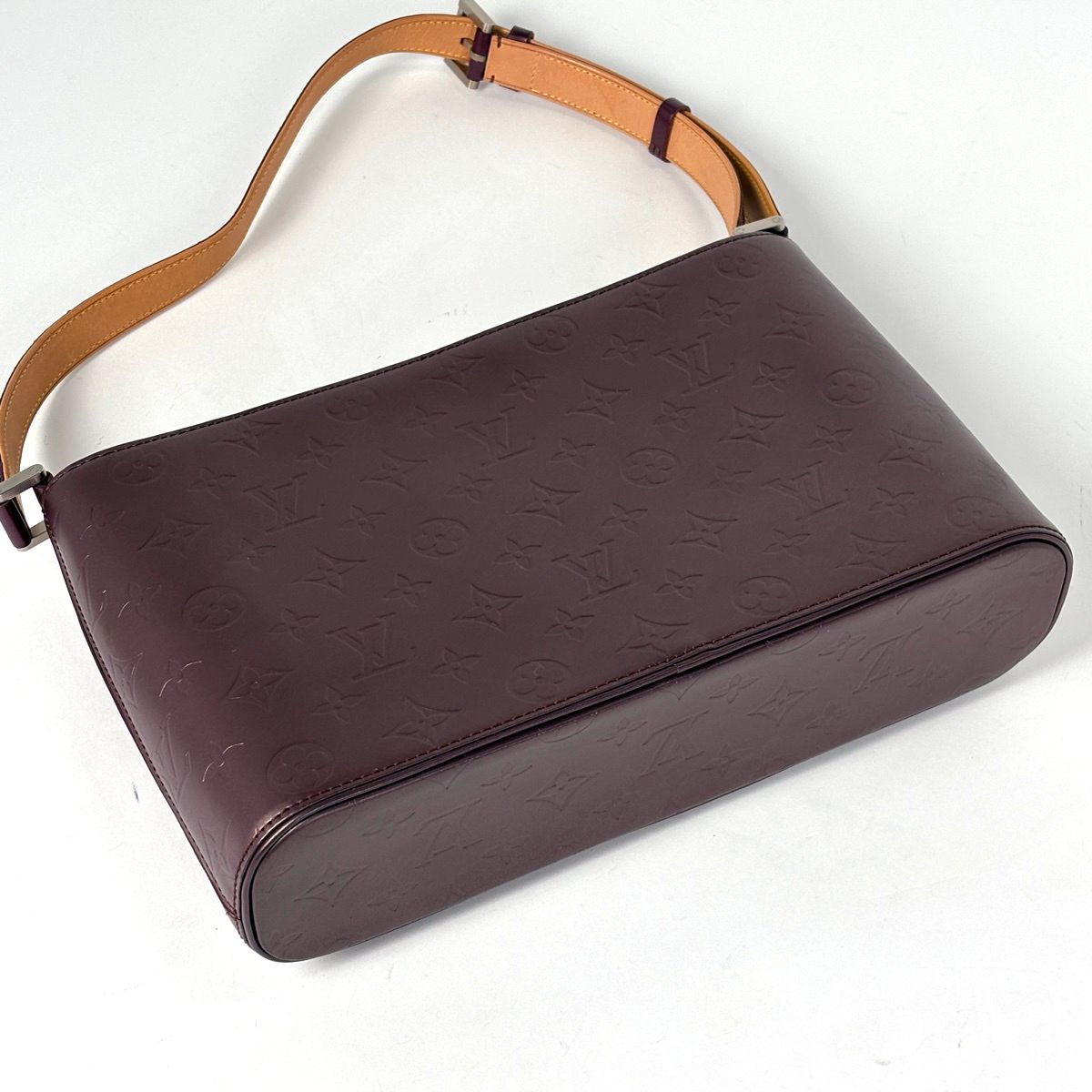 Louis Vuitton Alston Shoulder Bag Monogram Matte Violet — view 2