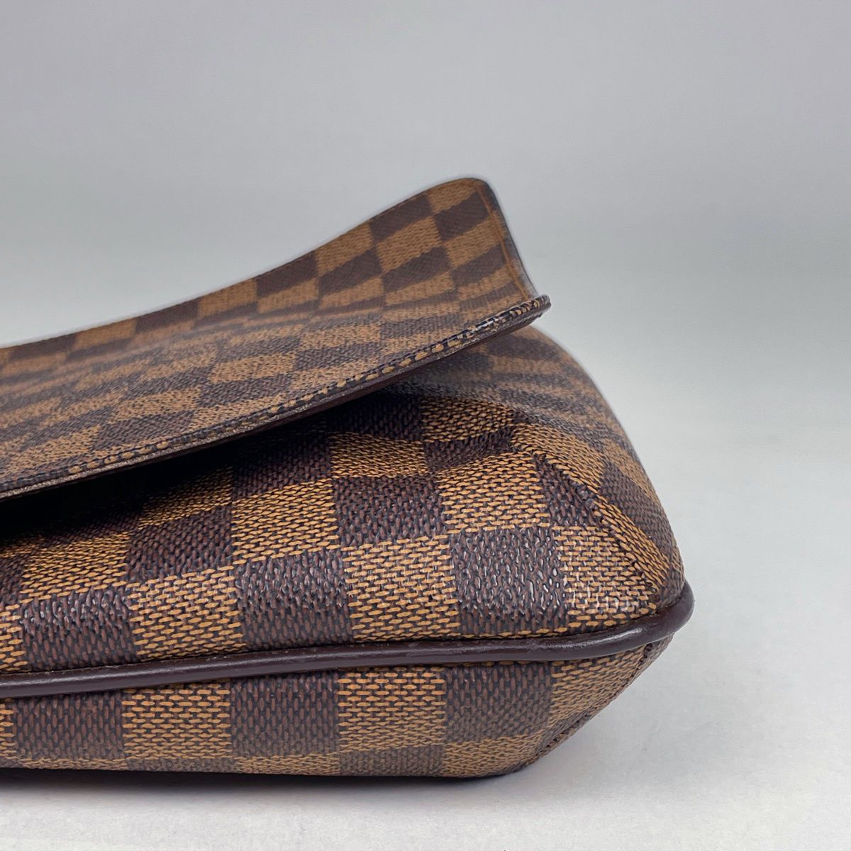 Louis Vuitton Musette Salsa Long Crossbody Shoulder Bag Damier Brown — view 4
