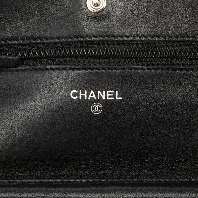 Chanel CC Logo Quilted Crossbody Chain Shoulder Bag Wallet Black Lambskin — view 6