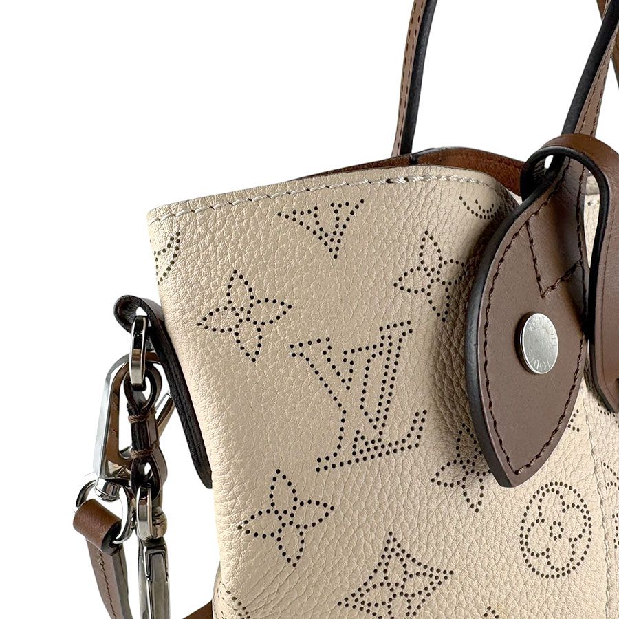Louis Vuitton Shoulder Bag Hina PM — view 6