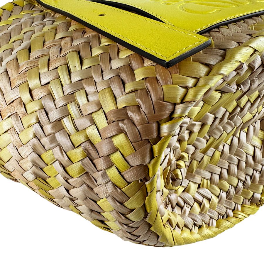 Loewe Handbag Basket Bag Small — view 9