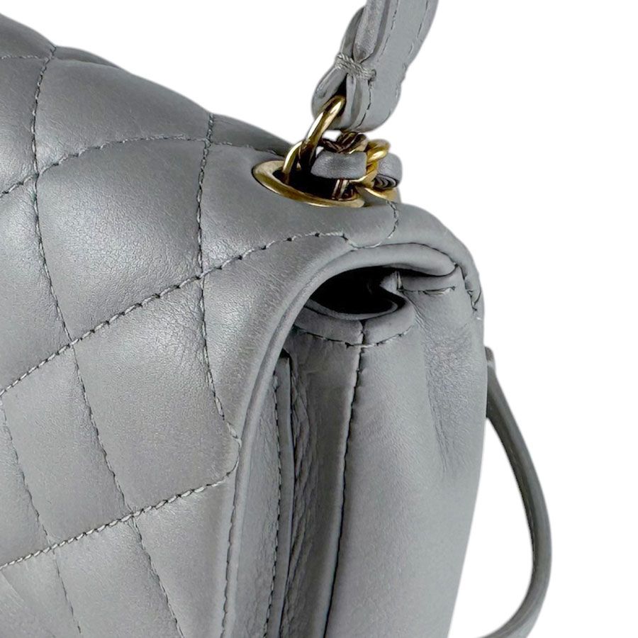 Chanel Shoulder Bag Gray — view 5