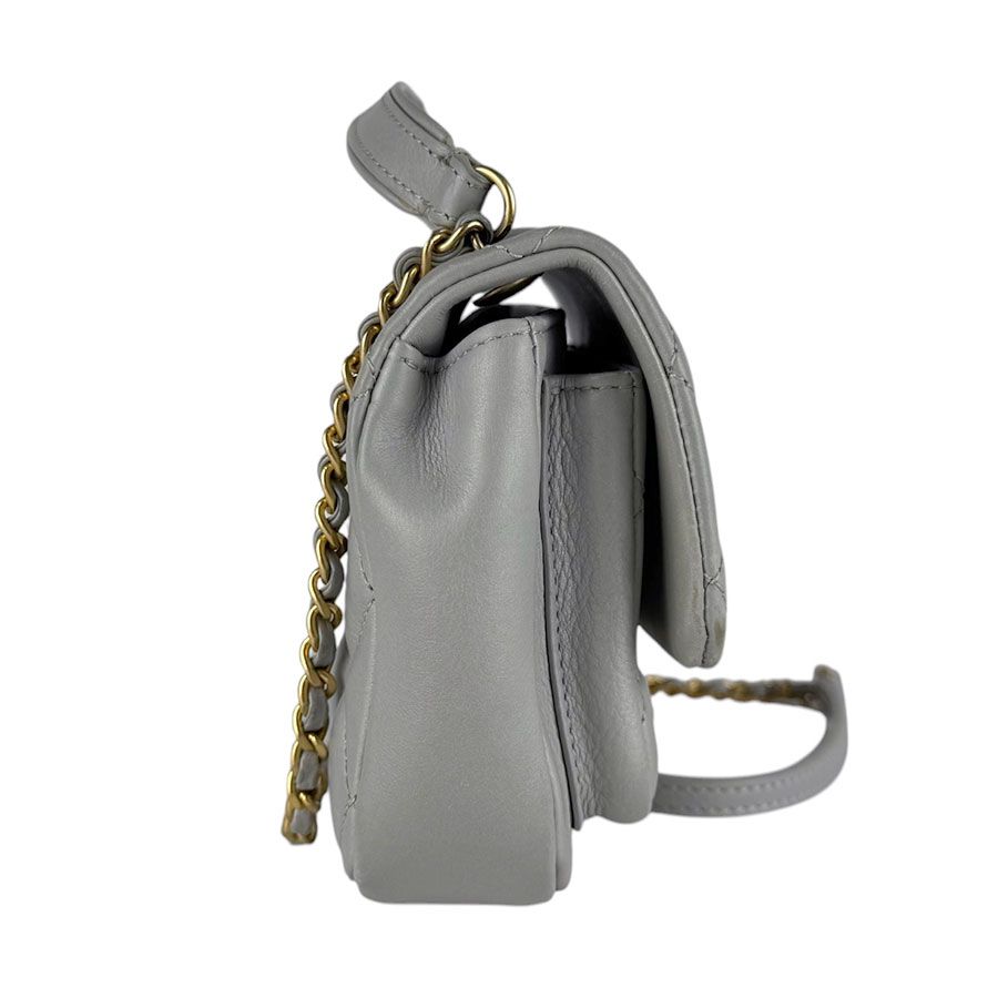 Chanel Shoulder Bag Gray — view 2