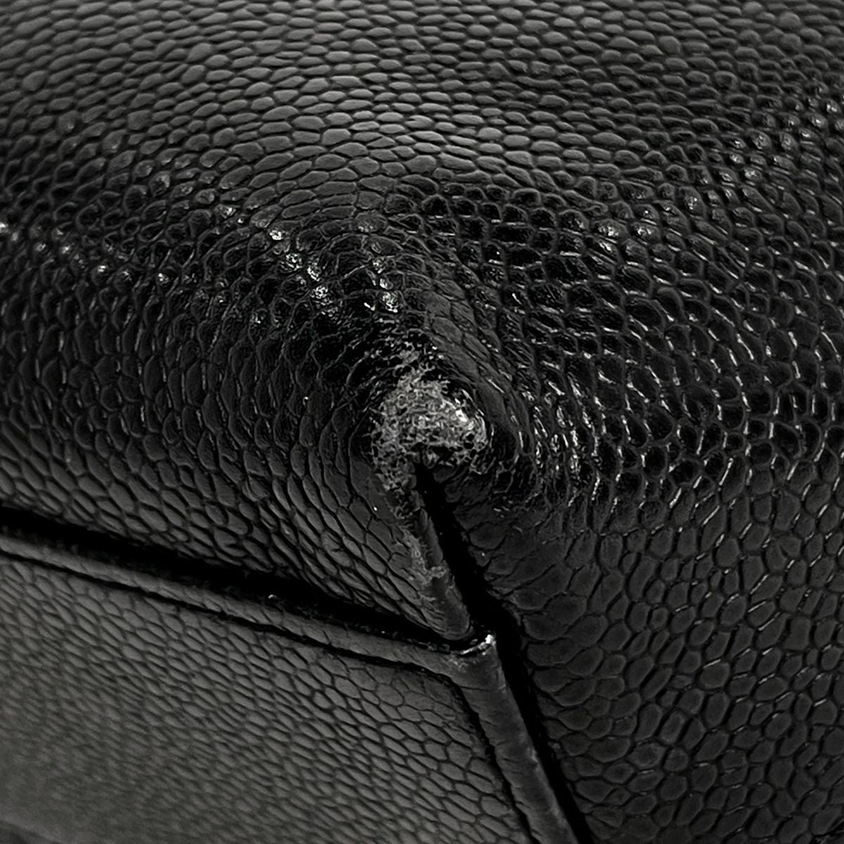 Chanel CC Logo Chain Tote Caviar Leather Black — view 3