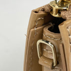 Louis Vuitton Lexington Enamel Pouch Monogram Vernis Beige — view 4